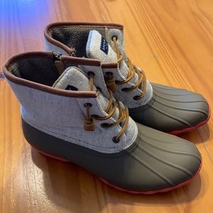 Sperry boots